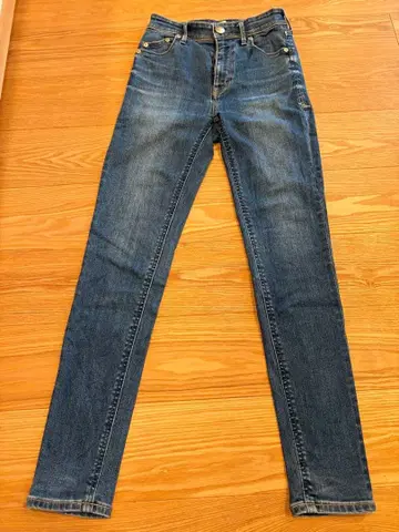 [ 새상품급 ] 야누크 파트리시아 하이웨스트 스키니