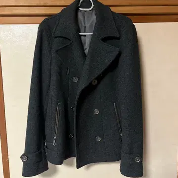 다크 그레이 더블 브레스트 피 코트 라이더스