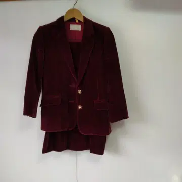 버건디 벨벳 셋업