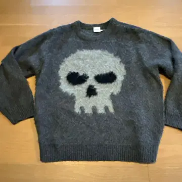 WISH FOREVER 스컬 디자인 스웨터 M 사이즈