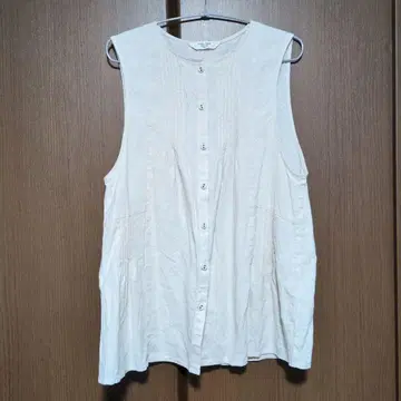 사만사 모스모스 Cross x Linen 핀턱 베스트