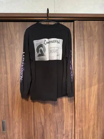 DUSTCELL 자백 긴팔 티셔츠