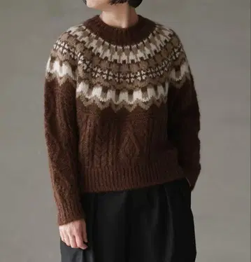 [ 새상품 ] BATONER MOHAIR NORDIC CREW NECK