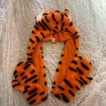 팬캡 머플러 티거