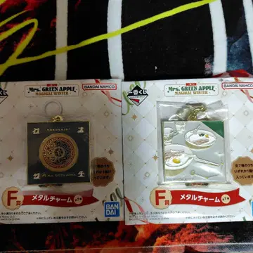 제일복권 Mrs. GREEN APPLE 메탈 참 2개 세트
