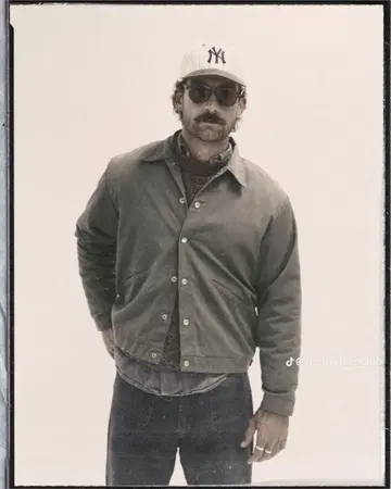 ZARA 짧은 기장 나일론 자켓 다크 그린