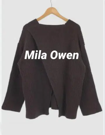 Mila Owen 백 슬릿 니트