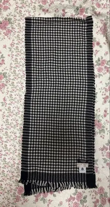 barassi 울 머플러 블랙 화이트 하운드 투스