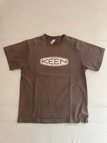 KEEN 로고 프린트 T셔츠 S 브라운