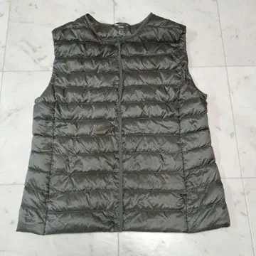 UNIQLO 유니클로 울트라 라이트 다운 베스트 L