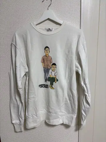 저널 스탠다드 레리움 초코플라 맨투맨