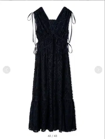 SNIDEL 자카드 드로스트 디테일 원피스