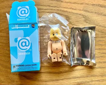 베어브릭 시리즈 51 아티스트 I'm donut ?