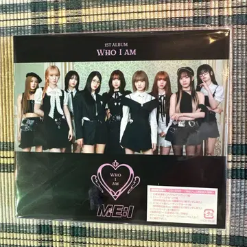 ME:I 1ST ALBUM WHO I AM