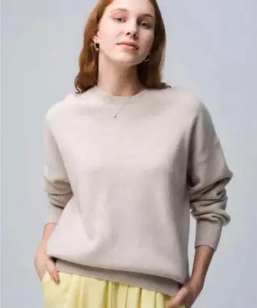 ebure 소프트 스무스 크루넥 니트