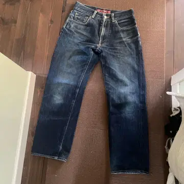 Hide and Seek WT05-NMT 스트레이트 데님