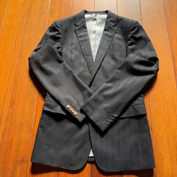 다크 그레이 스트라이프 수트 상하의 세트