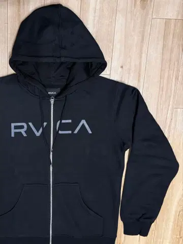 RVCA 루카 풀 집업 후드티 블랙 M 사이즈