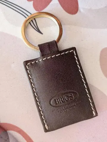 이탈리아제 BRICS 브라운 가죽 키링