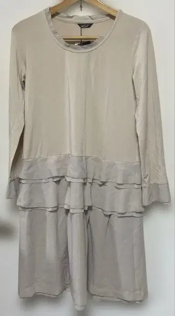 INCEBORG 베이지 긴팔 튜닉 원피스