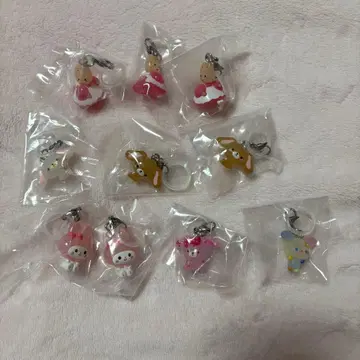 산리오 윳토 메지루시 액세서리 모음