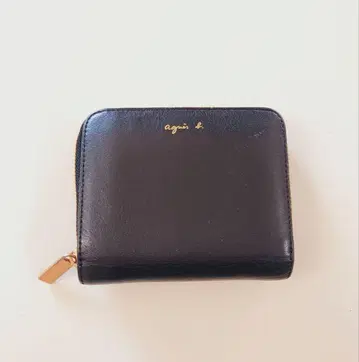 agnis b. 블랙 접이식 지갑 골드 지퍼