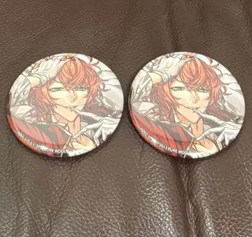 여왕벌의 왕방 코우키 포옹 캔뱃지