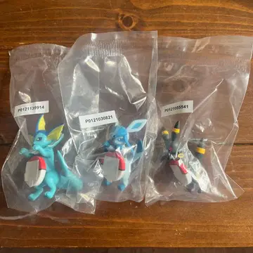 포켓몬 챠라링 프렌즈 블래키와 샤미드와 글레이시아