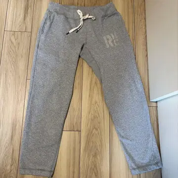 RHC 그레이 스웨트 팬츠
