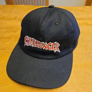 CHALLENGER 블랙 캡