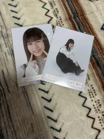 데님 코디 야마시타 시즈키 근접, 착석