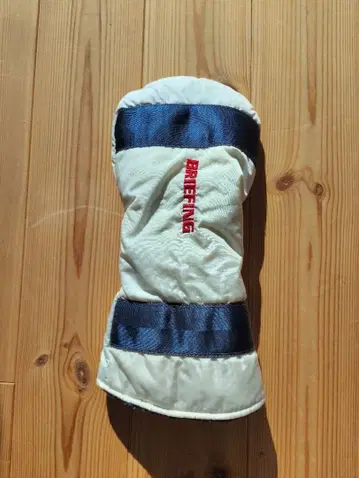 [ 레어 컬러 ] 브리핑 1W 화이트 x 네이비