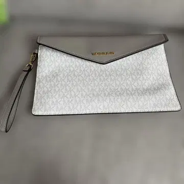 MICHAEL KORS 엔벨로프형 클러치백
