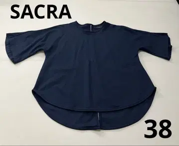 SACRA 네이비 반팔 상의 백 지퍼