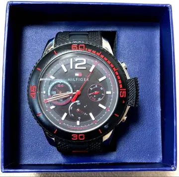 TOMMY HILFIGER 크로노그래프 시계 블랙/레드