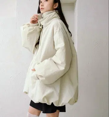 apres jour clair 벌룬 충전솜 아우터