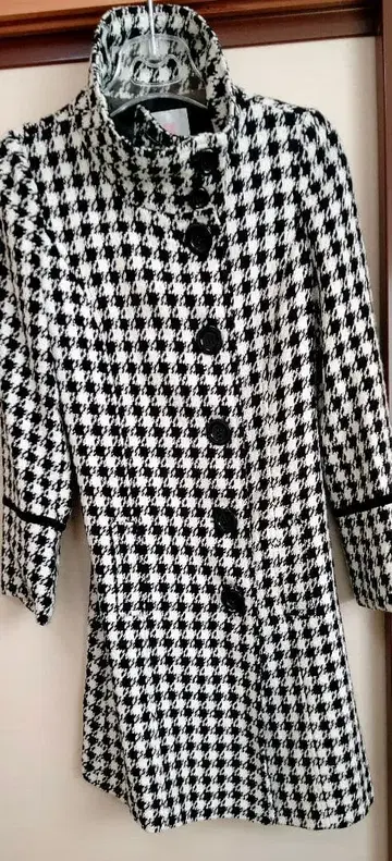 하운드 투스 패턴 롱 코트