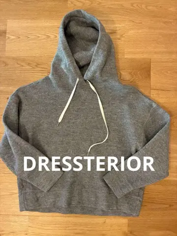 DRESSTIERIOR 그레이 후드 부착 맨투맨