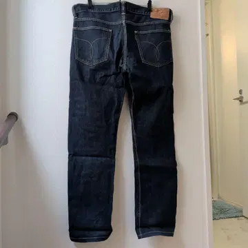 Duffer 스트레이트 데님 다크 블루