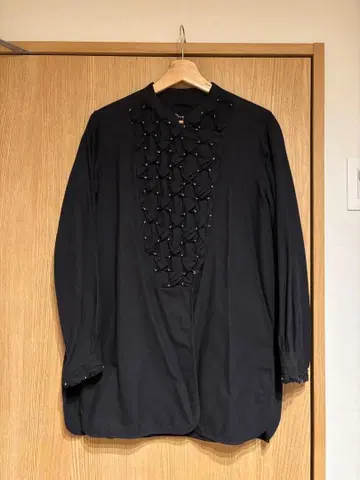 Pheeta 셔츠 블라우스 블랙