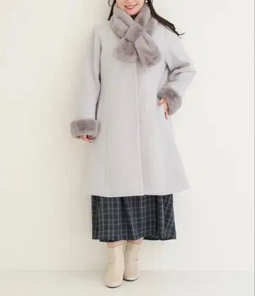 Re-J 퍼 티펫 포함 롱 코트 그레이 LL