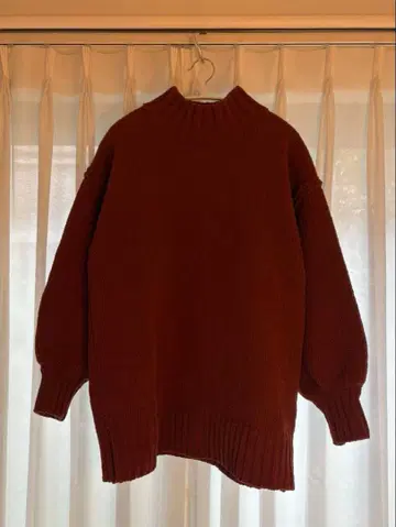 오렌지, 버건디 하이넥 니트 원피스