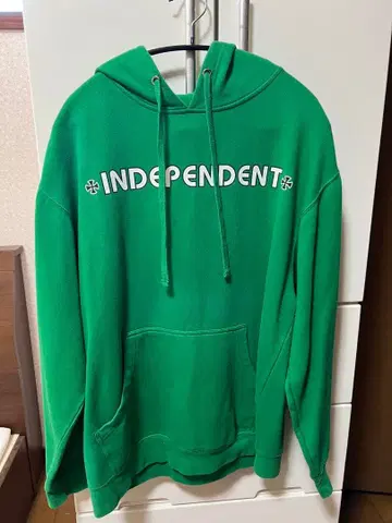 INDEPENDENT 후드티