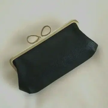 모녀 가마구치 지갑 (18cm) 블랙 가죽 리본 구슬 앤틱 골드