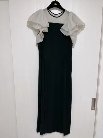 [ FRAY I.D ] 새상품급 프릴 소매 롱 드레스