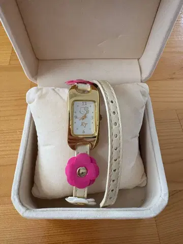 레어! 헬로키티 플라워 손목시계 일본제 이중 벨트 산리오