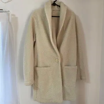 유니클로 크림색 플리스 자켓 L 사이즈