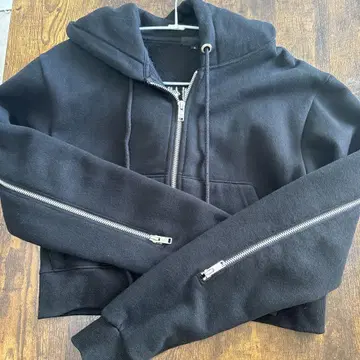 99%is 한글 로고 후드티 숏 기장