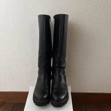 블랙 가죽 롱 부츠 지퍼 포함