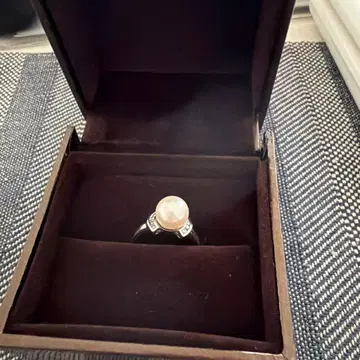 진주 펄 화이트 골드 750 반지